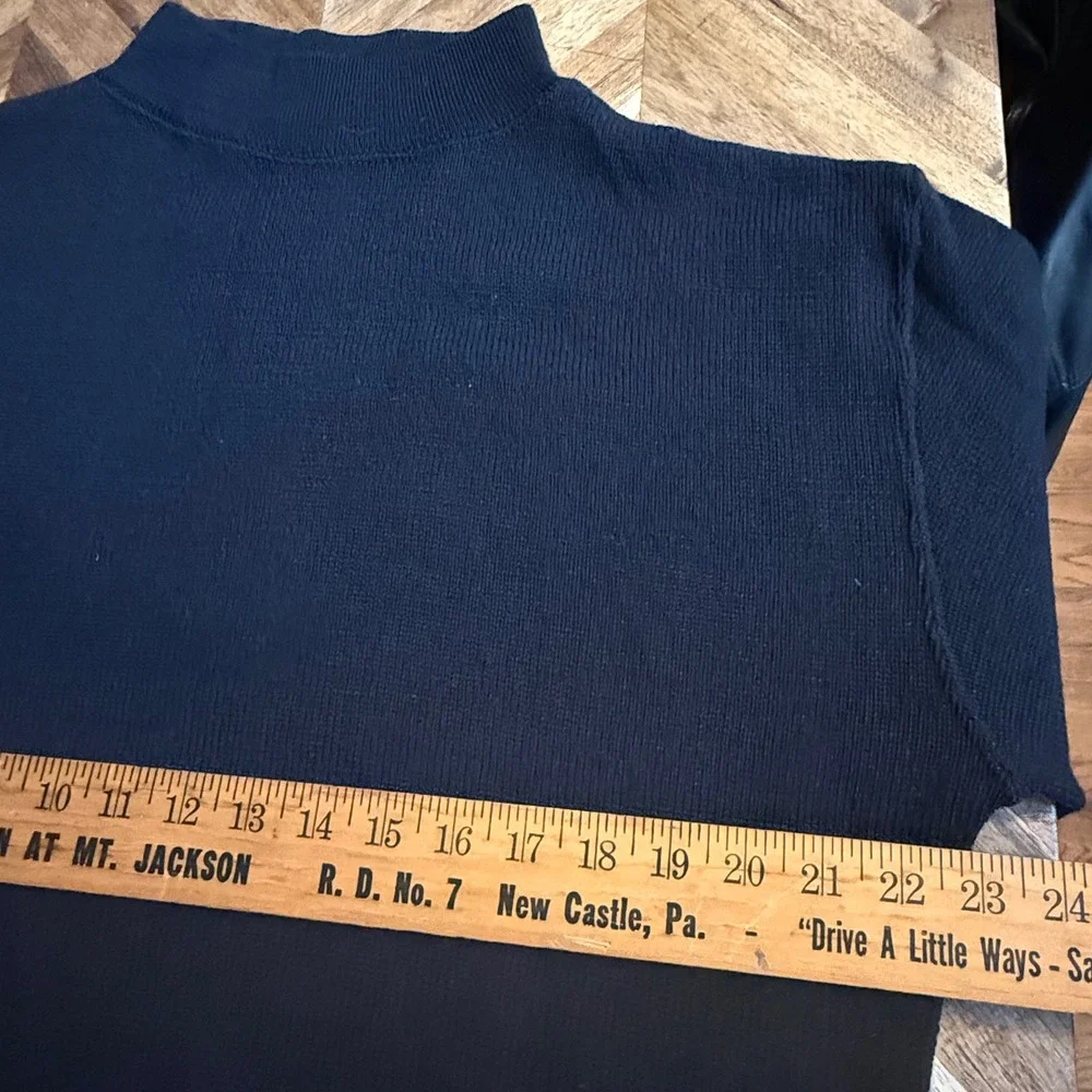 J. Peterman Sweater Mens XL Black Excellent 100% Wool Mock Neck Made in USA